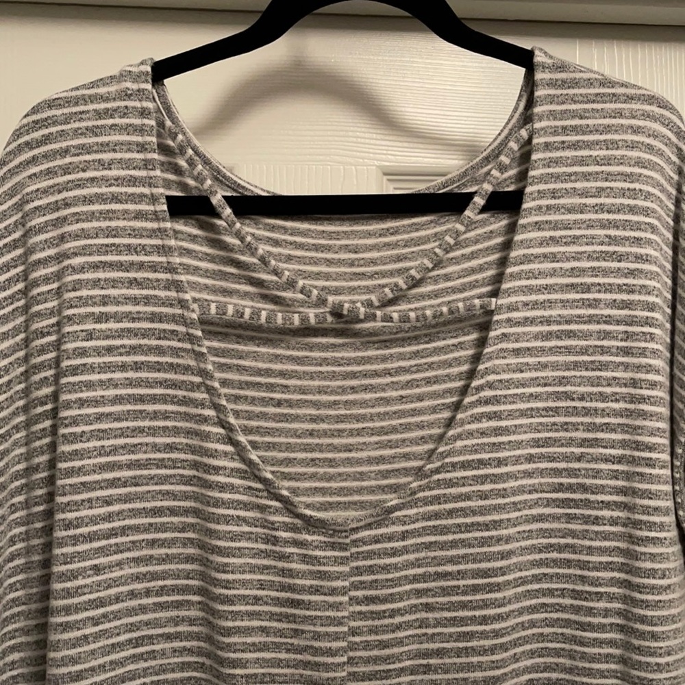 L Gray and White Striped Gap cotton Knit Dress